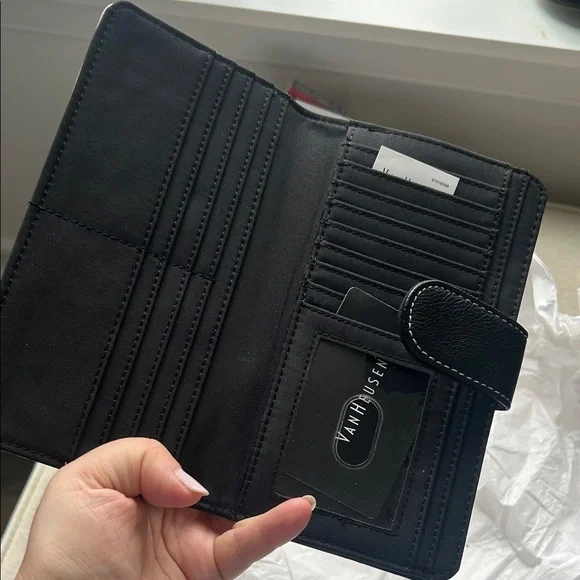 NWOT Elegant Black and Cream Women's Wallet - Picture 3 of 6